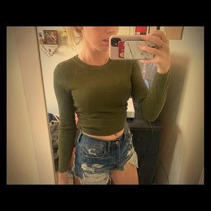 long sleeve crop top
